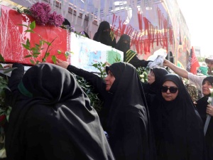 Teheran: Ponad 70 osób zabitych po ataku Izraela na więzienie